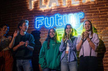Les fotografies de la Catosfera i el Futur Fest 2023, disponibles a la Viquipèdia